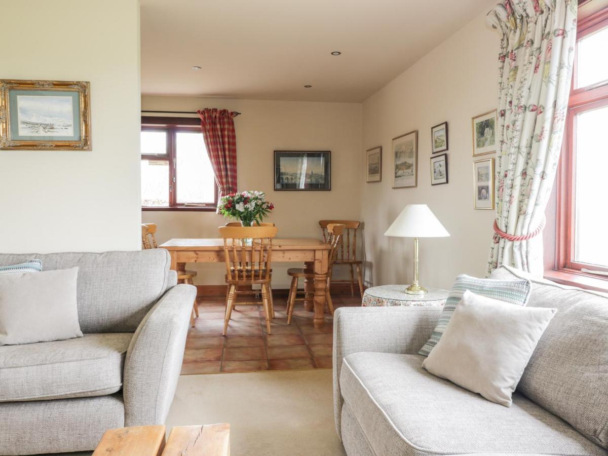 Courtyard Cottage Duns Esterno foto